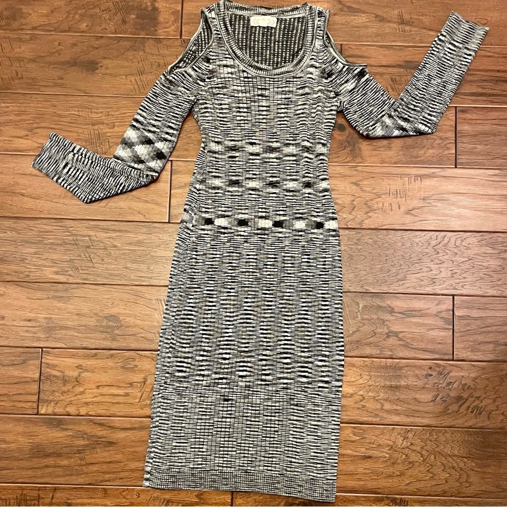 Pink Rose Black & White Textured Cold-Shoulder Bodycon Dress